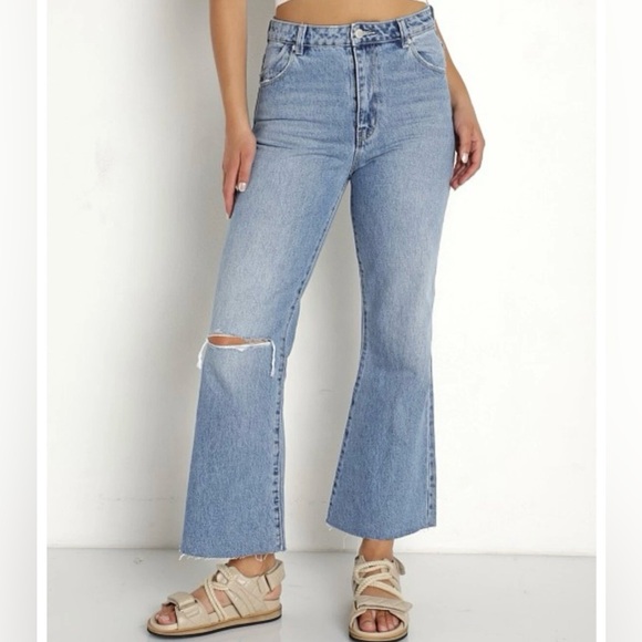 Rolla's Eastcoast High Rise Crop Flare Denim Jeans - Picture 1 of 10